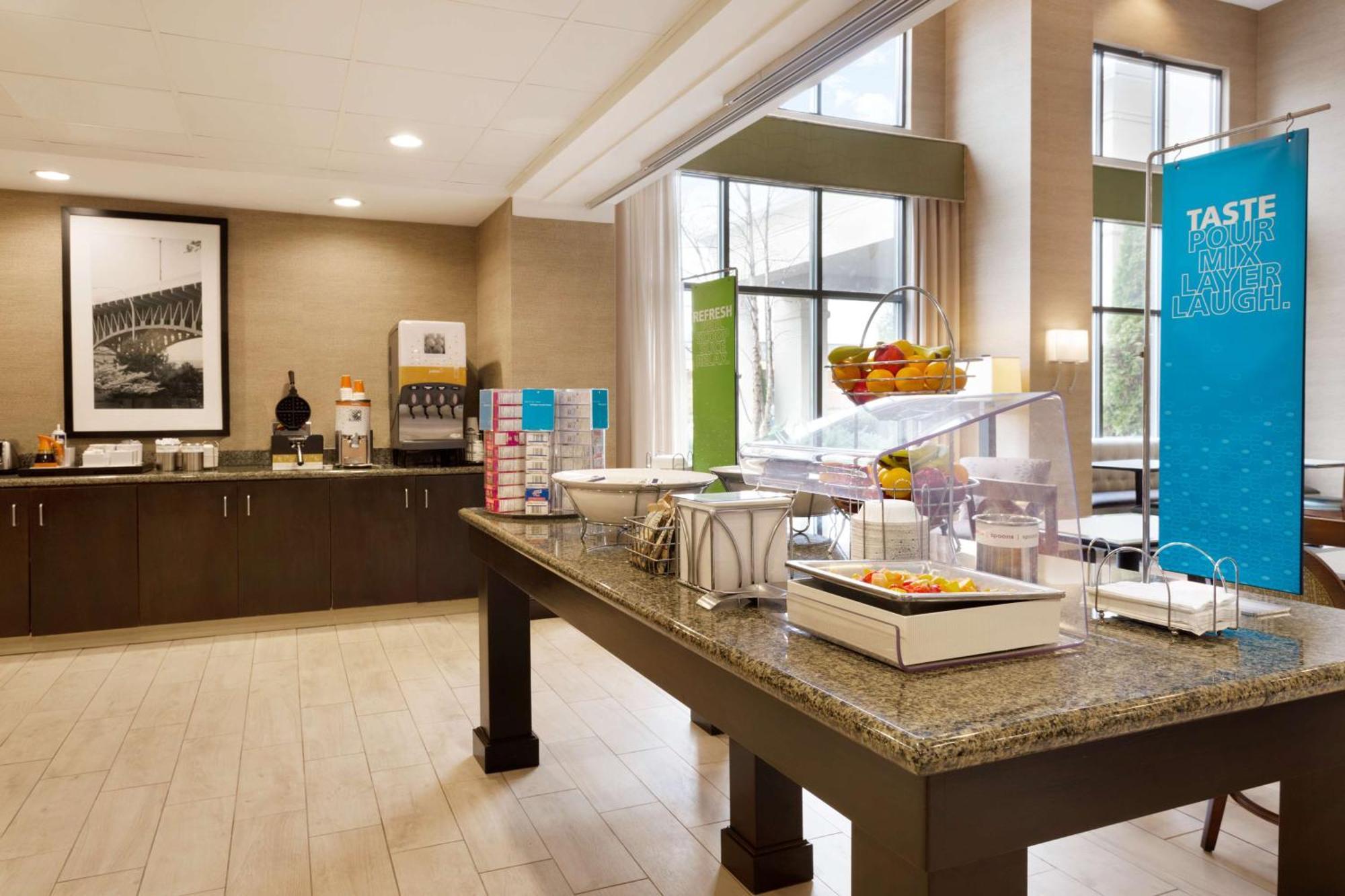 Hampton Inn & Suites Birmingham Airport Area Irondale Kültér fotó