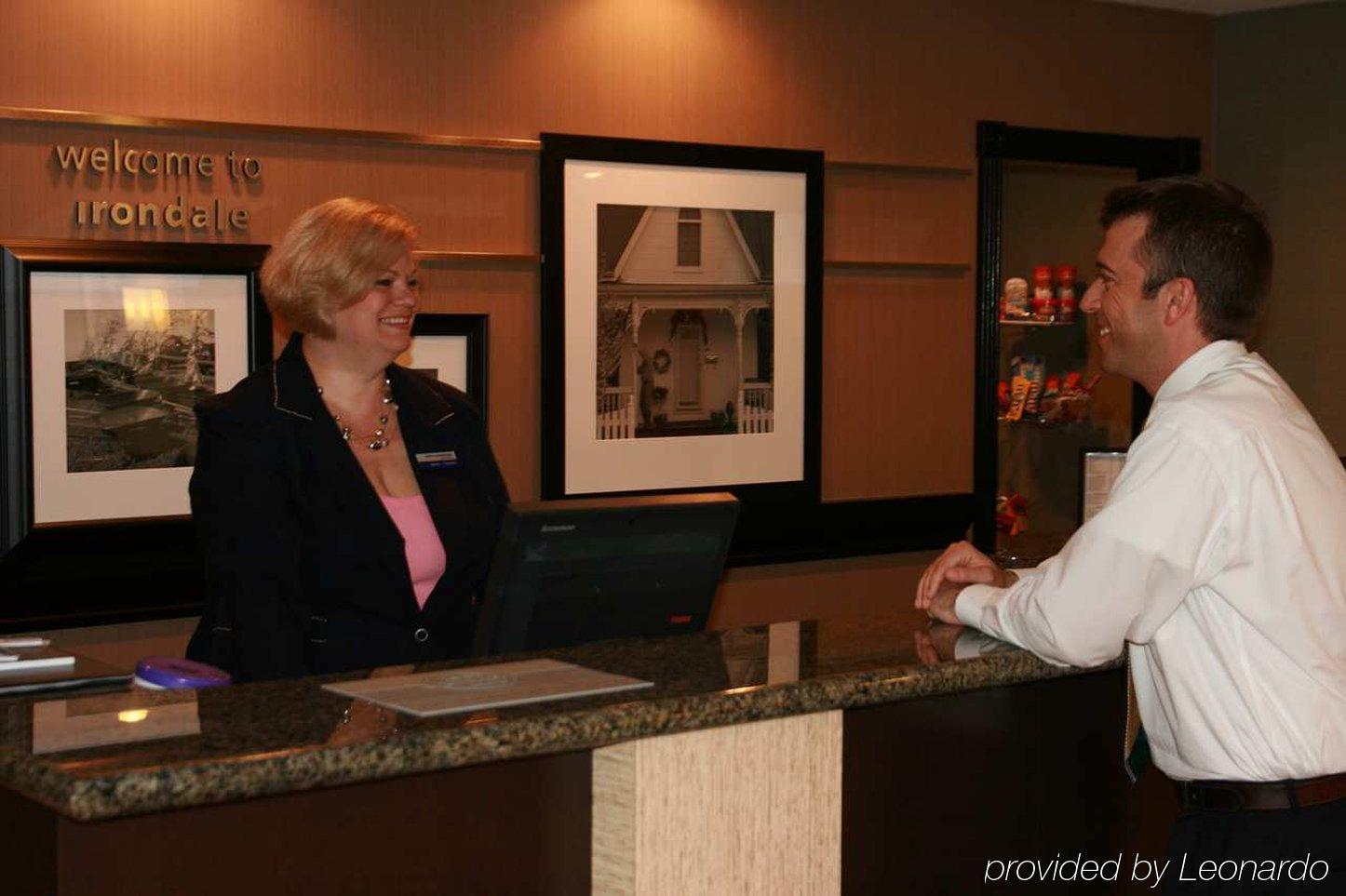 Hampton Inn & Suites Birmingham Airport Area Irondale Beltér fotó