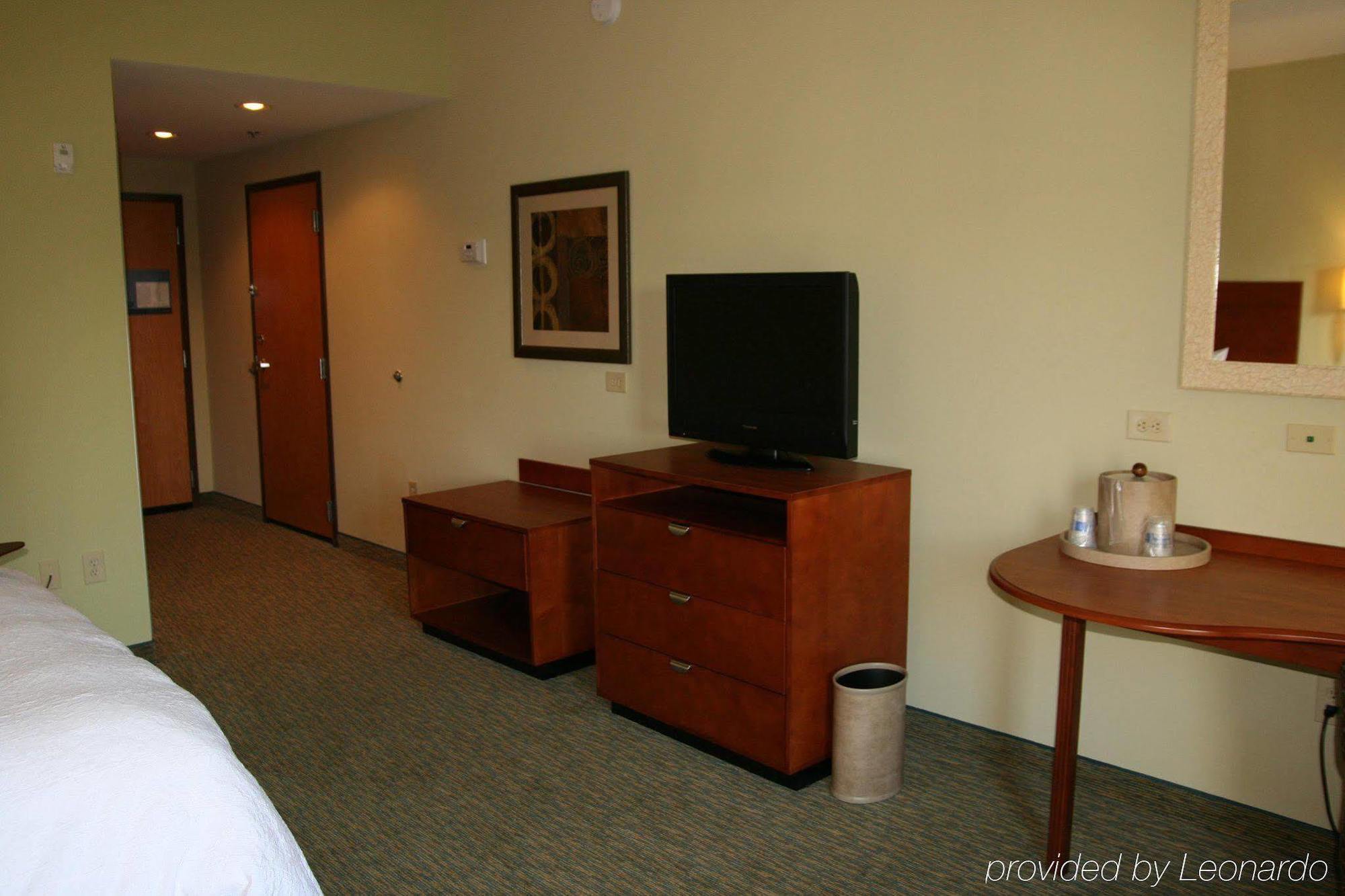 Hampton Inn & Suites Birmingham Airport Area Irondale Szoba fotó