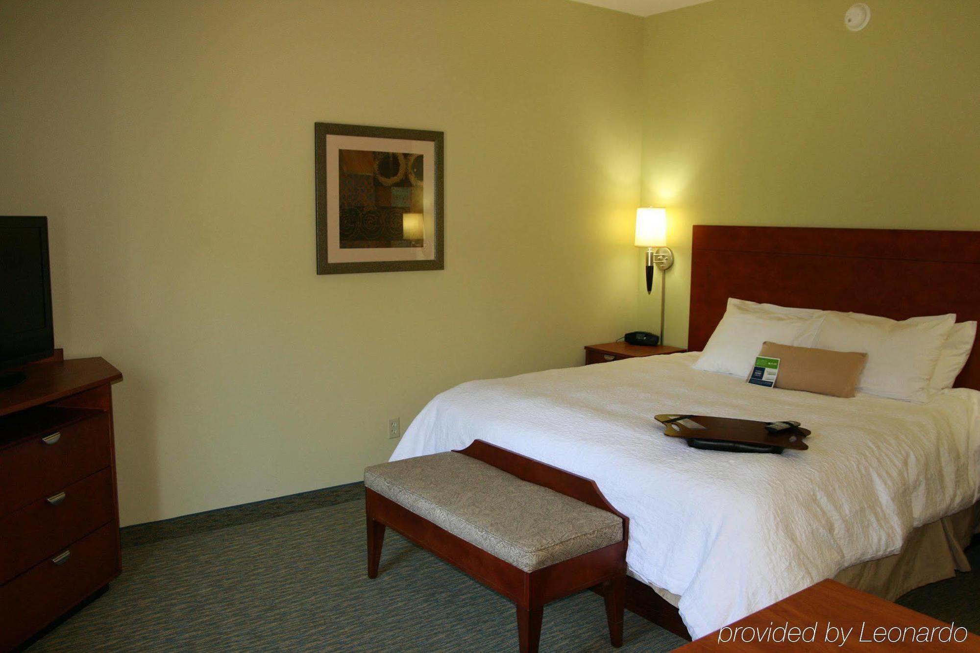 Hampton Inn & Suites Birmingham Airport Area Irondale Szoba fotó